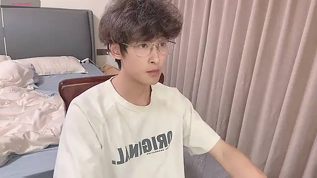 Snapshot of A11414 chatting on 01/07/26, 04:56 A11414 online show from 01/07/26, 04:56