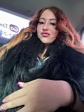 AndreaMood online show from 10/21/25, 02:55