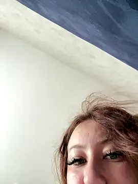 AndreaMood online show from 11/18/25, 01:32