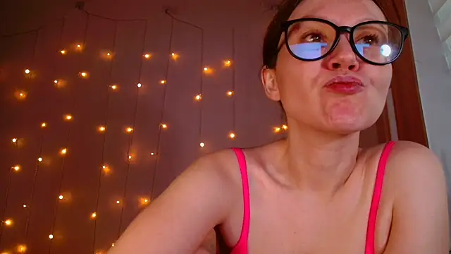 MelanyOx online show from 10/03/25, 03:52