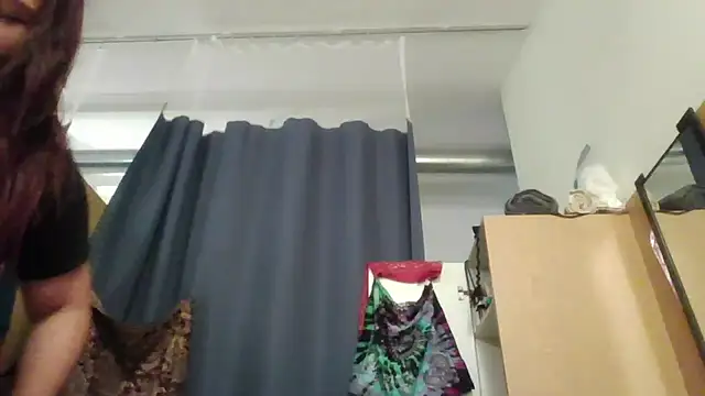 Dnasty408 online show from 10/28/25, 03:51