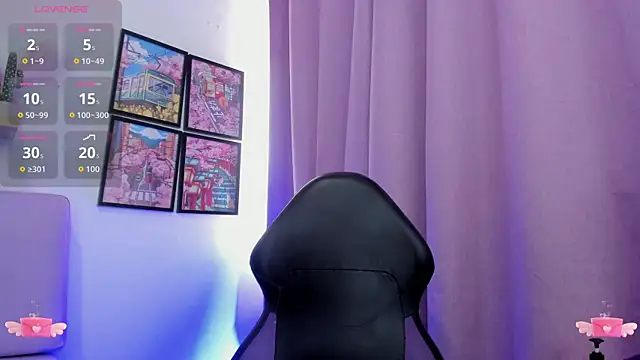 Carolina Burninng online show from 10/25/25, 06:41