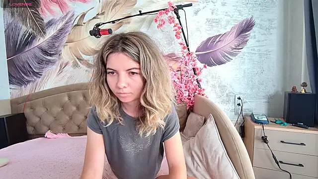 Anoraa online show from 07/12/26, 12:11