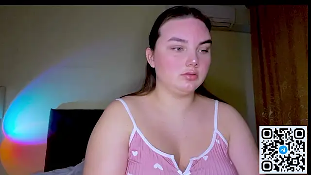 Dreamyblushfairy online show from 03/08/26, 04:21