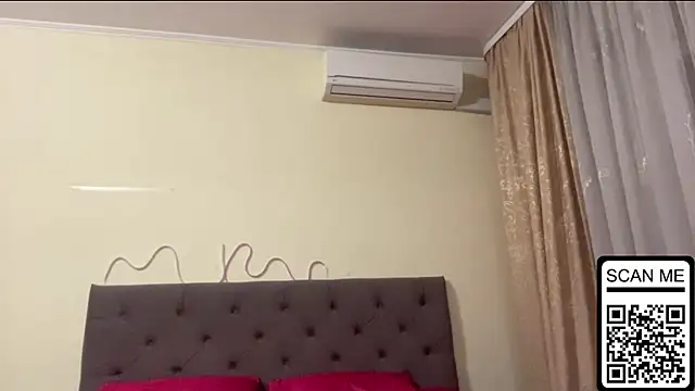 Dreamyblushfairy online show from 10/21/25, 05:34