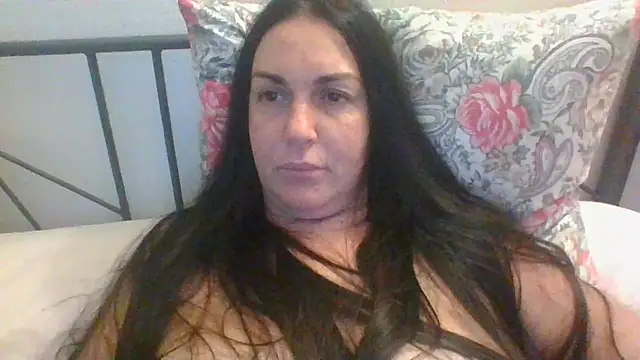Snapshot of BELLAMORGANE1 chatting on 12/28/24, 07:43 BELLAMORGANE1 online show from 12/28/24, 07:43