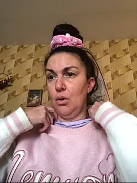 BELLAMORGANE1 online show from 12/01/25, 01:12