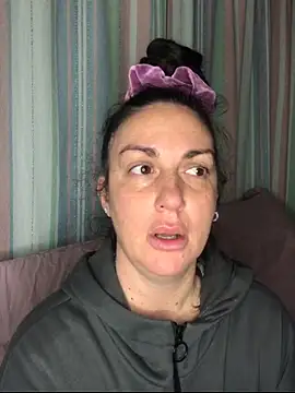 BELLAMORGANE1 online show from 04/03/26, 10:05