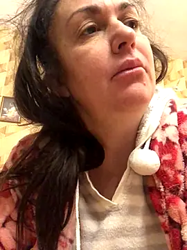 BELLAMORGANE1 online show from 01/06/26, 07:12