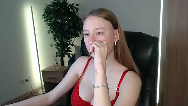 Haley Vixen online show from 12/25/24, 12:47