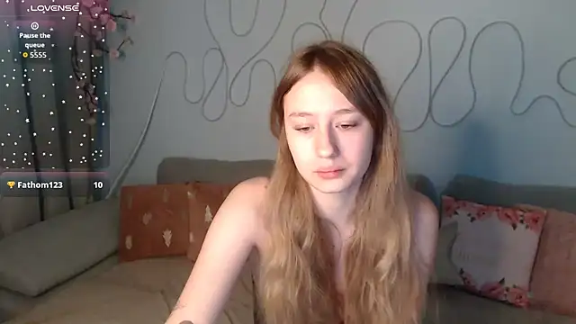 Haley Vixen online show from 12/16/25, 09:13