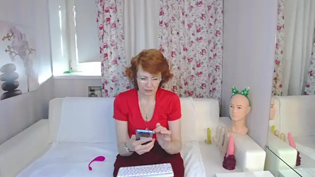 SilviaHart online show from 03/22/26, 05:10