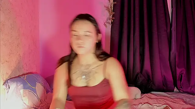 Snapshot of NattSumi chatting on 12/19/25, 02:37 NattSumi online show from 12/19/25, 02:37