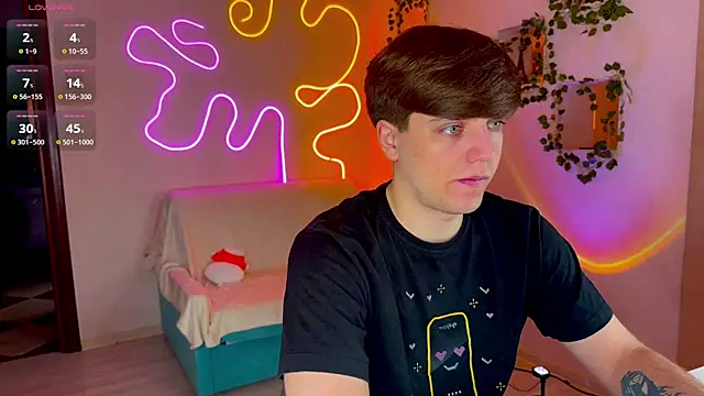 RobertAndLinela online show from 09/11/25, 12:05