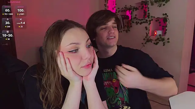 RobertAndLinela online show from 05/20/26, 01:13
