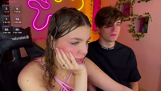 RobertAndLinela online show from 03/20/25, 06:09