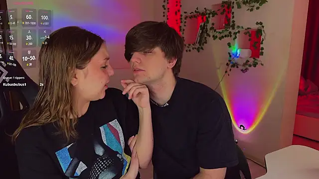 RobertAndLinela online show from 03/20/26, 02:12