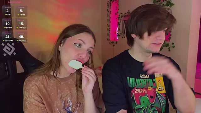 RobertAndLinela online show from 05/27/26, 03:36