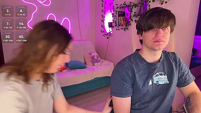 RobertAndLinela online show from 11/23/25, 04:06