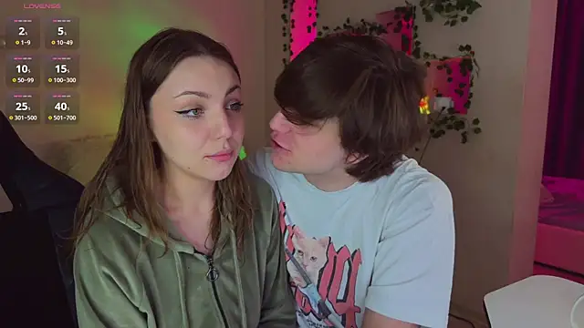 RobertAndLinela online show from 05/30/26, 03:46