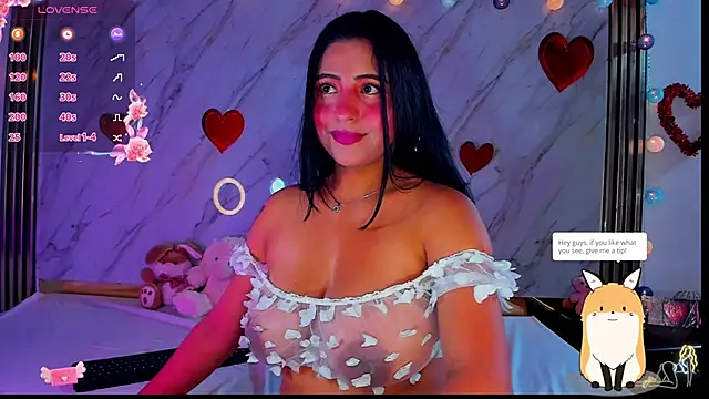 Snapshot of Lana_Parker_01 chatting on 06/16/26, 12:32 Lana Parker 01 online show from 06/16/26, 12:32