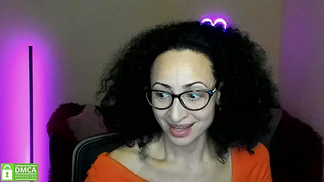 Snapshot of Arianasweety23 chatting on 03/17/25, 06:32 Arianasweety23 online show from 03/17/25, 06:32