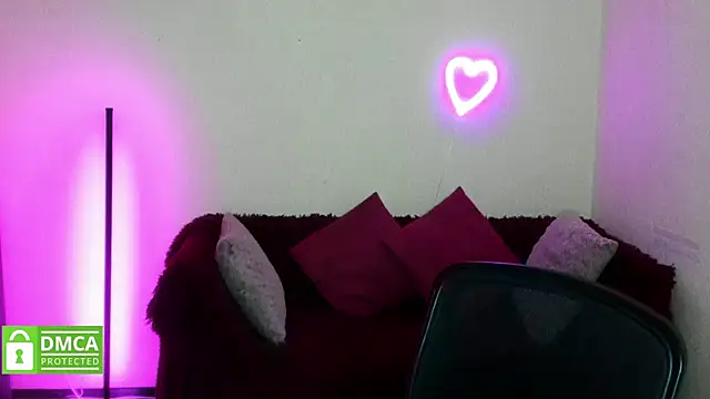 Snapshot of Arianasweety23 chatting on 10/26/25, 06:30 Arianasweety23 online show from 10/26/25, 06:30