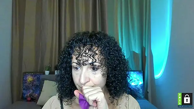 Snapshot of Arianasweety23 chatting on 11/12/25, 06:23 Arianasweety23 online show from 11/12/25, 06:23