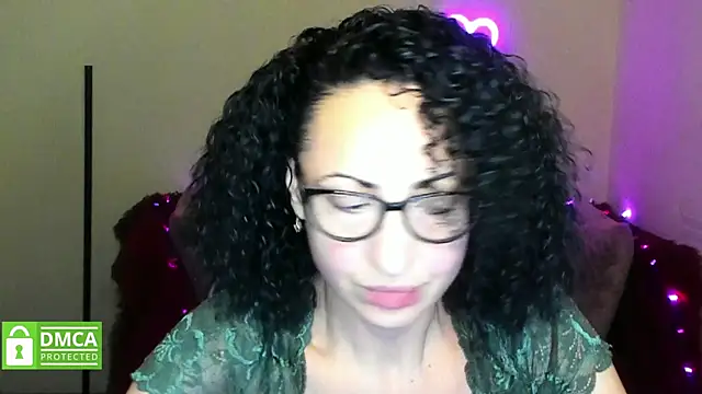 Snapshot of Arianasweety23 chatting on 12/18/25, 06:23 Arianasweety23 online show from 12/18/25, 06:23