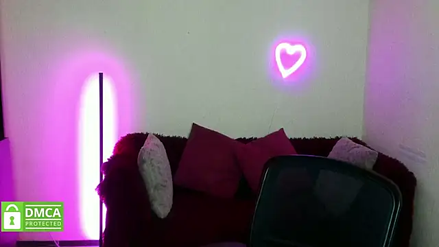 Snapshot of Arianasweety23 chatting on 11/09/25, 06:23 Arianasweety23 online show from 11/09/25, 06:23