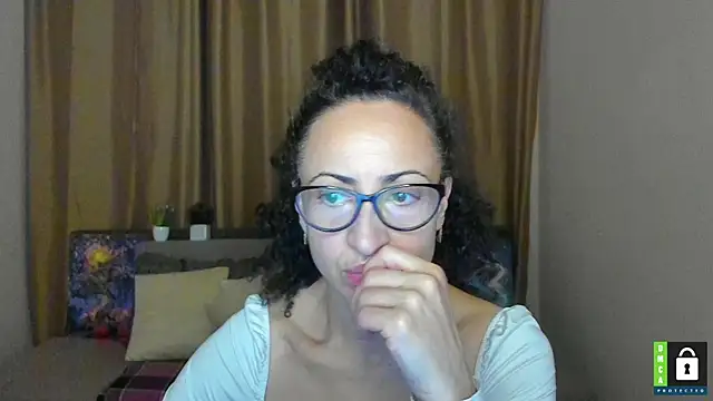 Snapshot of Arianasweety23 chatting on 11/13/25, 06:23 Arianasweety23 online show from 11/13/25, 06:23