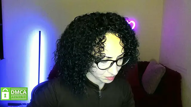 Snapshot of Arianasweety23 chatting on 12/01/25, 12:28 Arianasweety23 online show from 12/01/25, 12:28