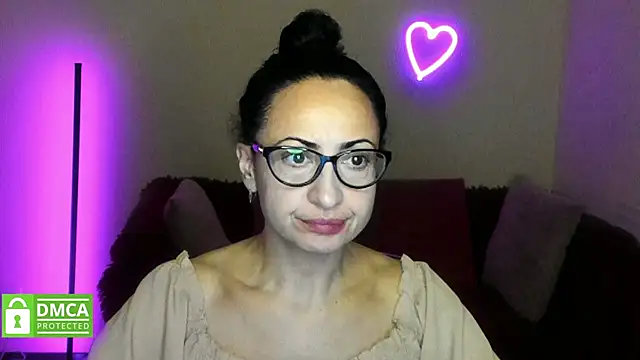 Snapshot of Arianasweety23 chatting on 11/24/25, 06:30 Arianasweety23 online show from 11/24/25, 06:30