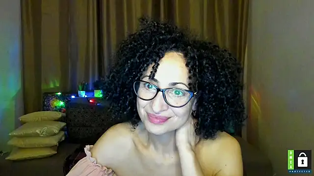 Snapshot of Arianasweety23 chatting on 11/30/25, 12:44 Arianasweety23 online show from 11/30/25, 12:44