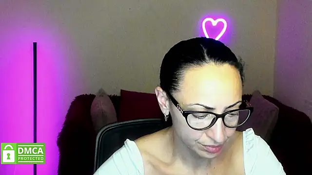 Snapshot of Arianasweety23 chatting on 10/02/25, 05:27 Arianasweety23 online show from 10/02/25, 05:27