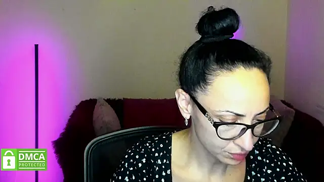 Snapshot of Arianasweety23 chatting on 10/03/25, 05:25 Arianasweety23 online show from 10/03/25, 05:25