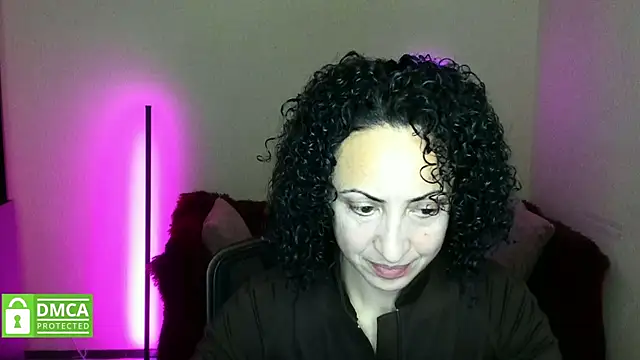 Snapshot of Arianasweety23 chatting on 11/04/25, 06:33 Arianasweety23 online show from 11/04/25, 06:33