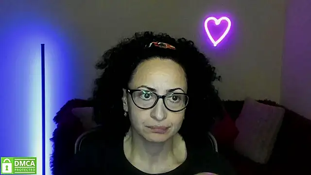 Snapshot of Arianasweety23 chatting on 03/15/25, 09:38 Arianasweety23 online show from 03/15/25, 09:38