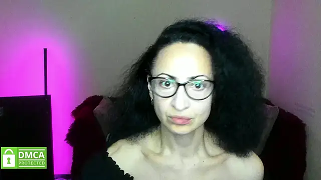 Snapshot of Arianasweety23 chatting on 10/22/25, 05:23 Arianasweety23 online show from 10/22/25, 05:23