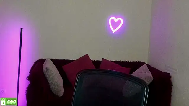 Snapshot of Arianasweety23 chatting on 09/16/25, 05:25 Arianasweety23 online show from 09/16/25, 05:25