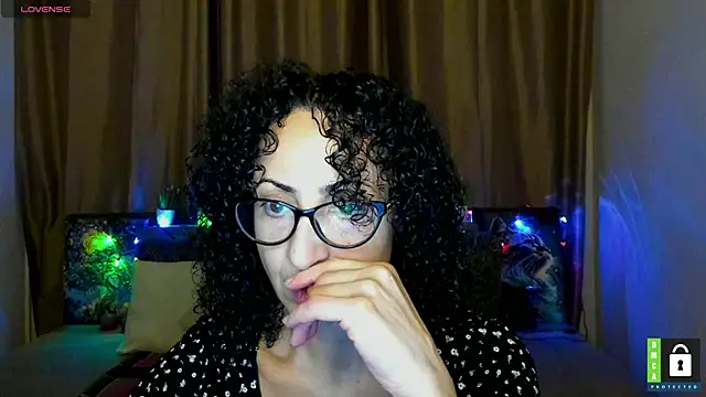 Snapshot of Arianasweety23 chatting on 12/03/25, 06:29 Arianasweety23 online show from 12/03/25, 06:29