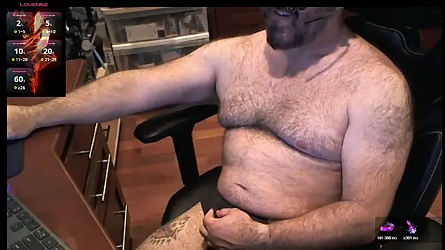 Snapshot of geronimo_431 chatting on 05/20/26, 03:36 geronimo 431 online show from 05/20/26, 03:36