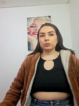 VictoriaMolina online show from 10/08/25, 02:18