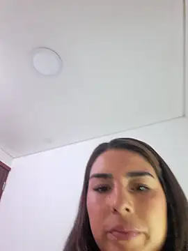 VictoriaMolina online show from 10/07/25, 09:16