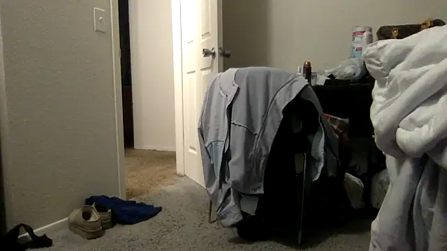 bubblebut420 online show from 11/12/25, 12:37