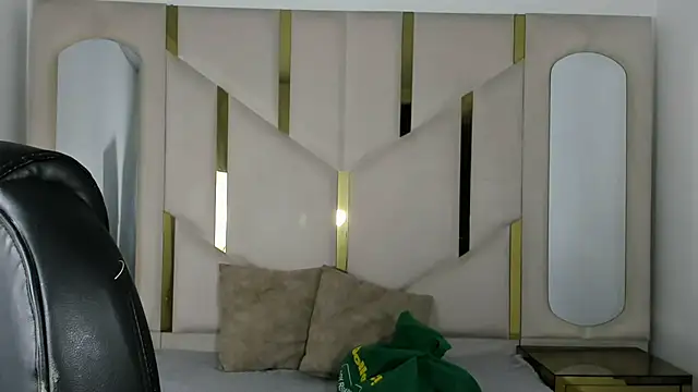 IsabellRodriguez18 online show from 09/12/25, 03:28