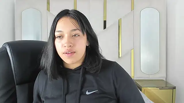 IsabellRodriguez18 online show from 09/17/25, 03:19