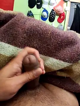 zeus2630 online show from 09/10/25, 09:47