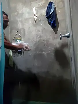 yaxom33 online show from 04/03/26, 11:44