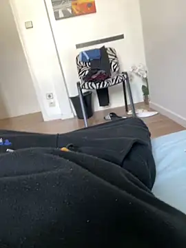 rominoucoquin online show from 12/26/24, 01:21